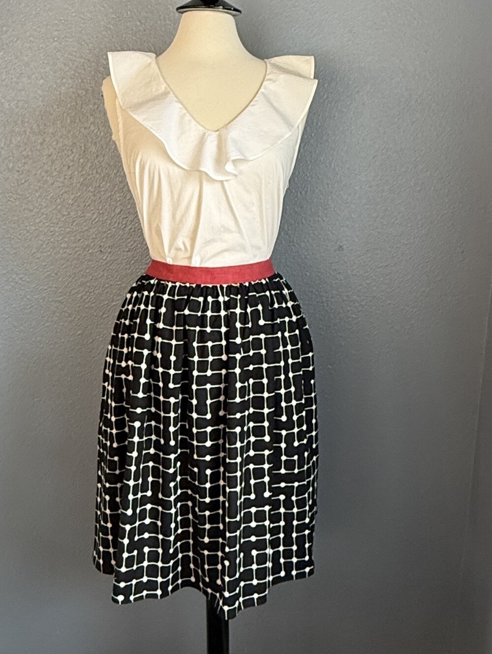 Fox & Shrew Black & White Geometric A-Line Skirt with Red Waistband Size 2